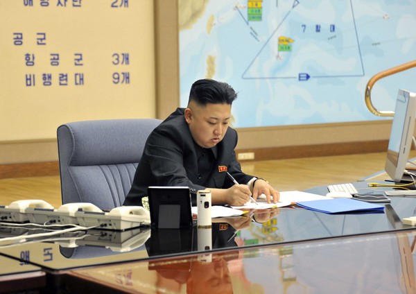 Lãnh đạo Kim Jong Un thích sử dụng máy tính Apple 2