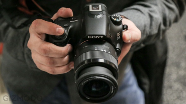 Sony SLT A58 - DSLR tốt giá bình dân 1