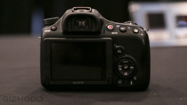 Sony SLT A58 - DSLR tốt giá bình dân 3