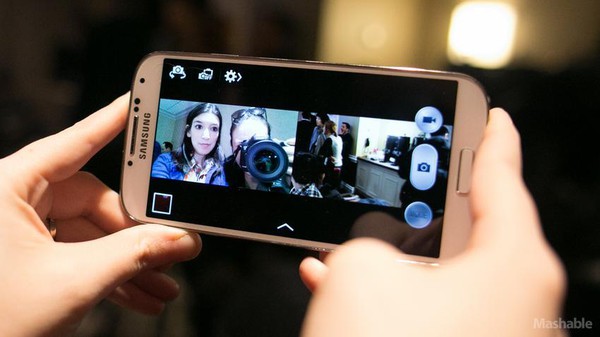 Samsung Galaxy S IV có giá khởi điểm từ 16,4 triệu đồng? 3
