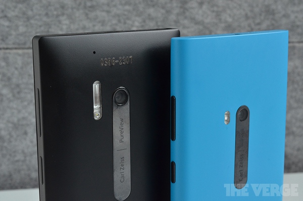 Trên tay Lumia 928 - Bản nâng cấp hoàn hảo của 920 11