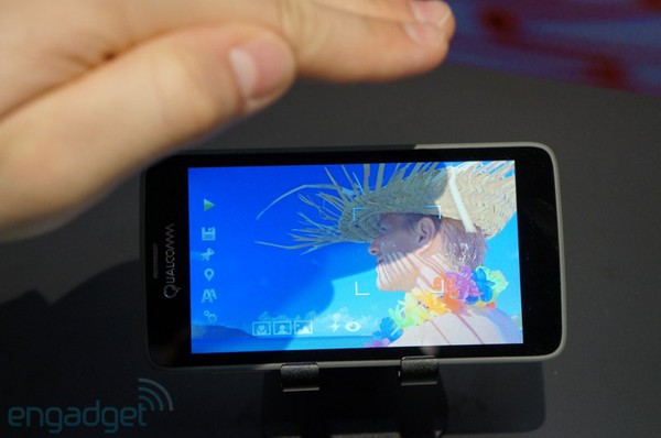 Xuất hiện màn hình siêu nét cho smartphone tương lai 1