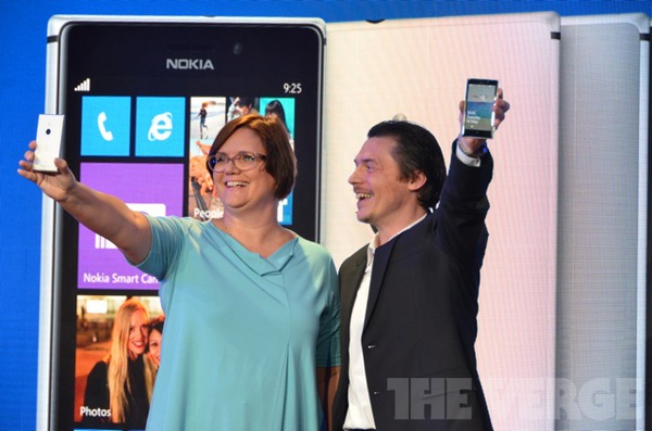 Lumia 925 sẽ có giá 13 triệu đồng và được bán vào tháng 6 7