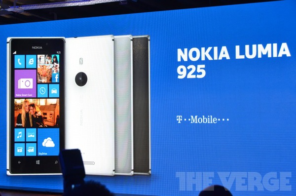 Lumia 925 sẽ có giá 13 triệu đồng và được bán vào tháng 6 28