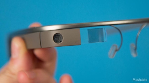 Google Glass cấm người dùng... nói bậy 1