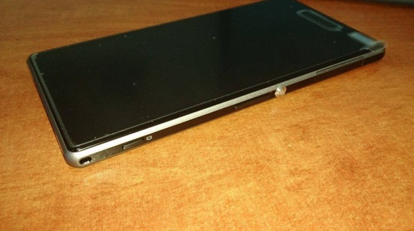 Lộ diện Sony i1 - Smartphone siêu chụp hình của Sony 3