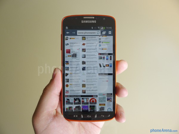 Trên tay Samsung Galaxy S4 phiên bản... "phượt" 1