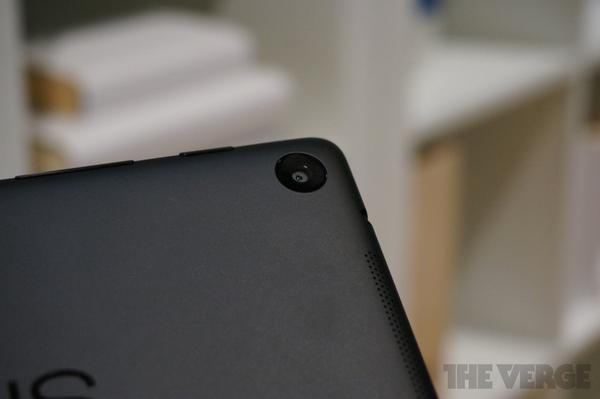 Cận cảnh Nexus 7 thế hệ mới 13
