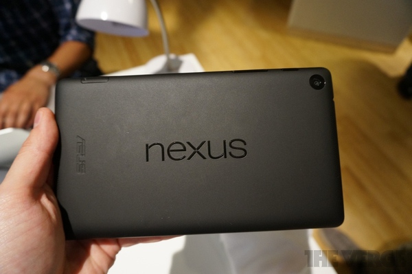 Cận cảnh Nexus 7 thế hệ mới 8