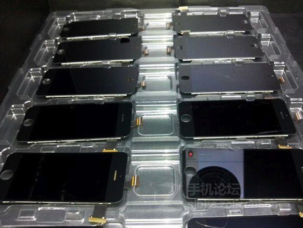 iPhone 5S cùng iPhone giá rẻ đang được sản xuất đại trà 2