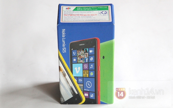 Cận cảnh Nokia Lumia 625 tại Việt Nam 1