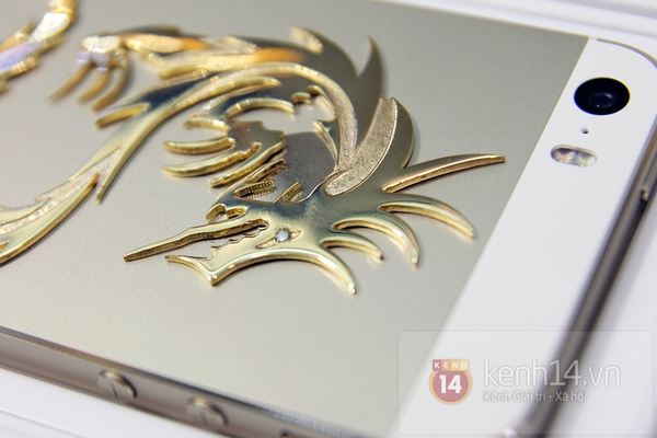 Cận cảnh iPhone 5S phi&ecirc;n bản rồng d&agrave;nh cho đại gia tại Việt Nam 10