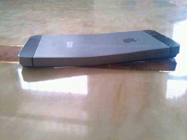 iPhone 5S rất dễ bị... bẻ cong 5