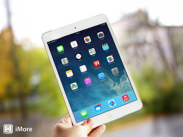 "Hành hình" iPad Air bằng súng trường, súng hơi 1