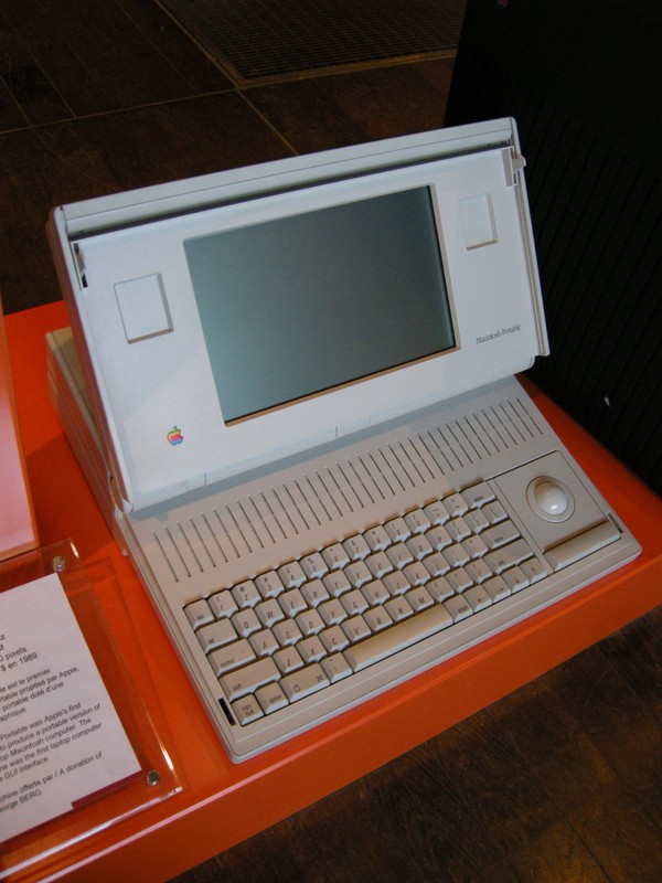 Macintosh v&agrave; 30 năm chặng đường h&agrave;o h&ugrave;ng 6