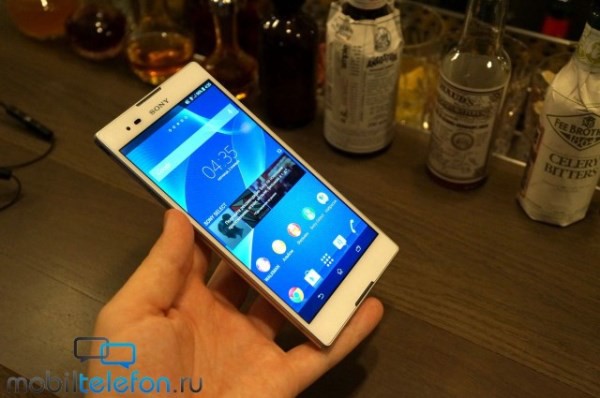 Cận cảnh Sony Xperia T2 Ultra 3