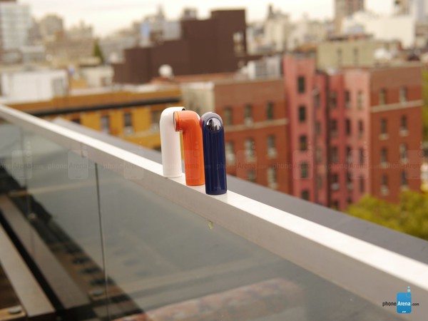 HTC RE - Chiếc camera h&igrave;nh... ống nước lạ mắt của HTC 2