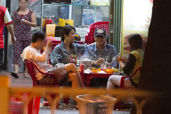 Bắt gặp "&Ocirc;ng bố trẻ" L&acirc;m Vinh Hải t&igrave;nh tứ với Diệp L&acirc;m Anh 6