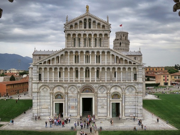 Bí ẩn thành phố huyền thoại có Tháp Nghiêng Pisa 8