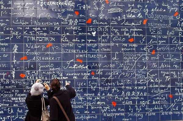 Câu chuyện về bức tường “I Love You” lãng mạn ở Paris 9