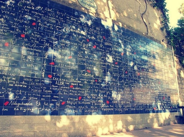 Câu chuyện về bức tường “I Love You” lãng mạn ở Paris 5