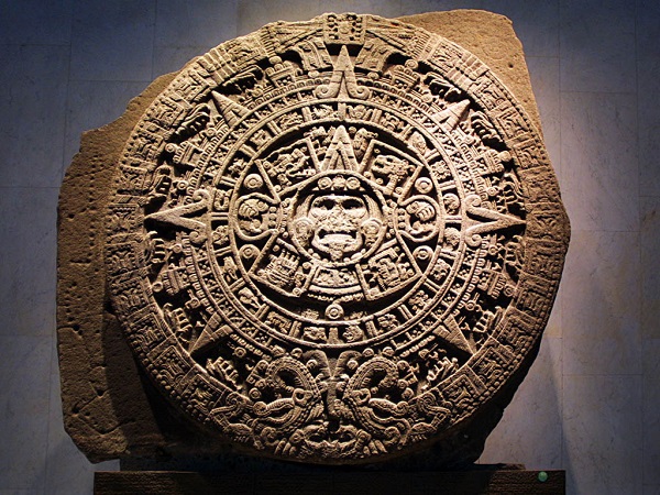 Phát hiện mới về ngày kết thúc trong lịch của người Maya 1