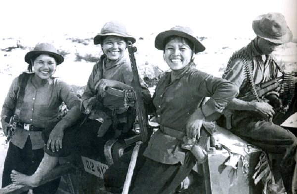 Những "nụ cười Việt Nam" thời chiến gây xúc động 5