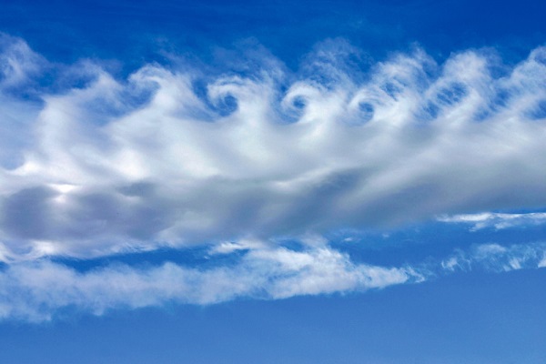 Điềm báo đáng sợ của những đám mây kỳ lạ 19