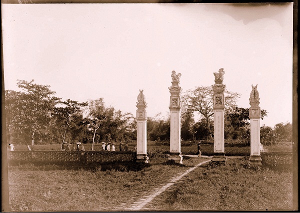 So s&aacute;nh h&igrave;nh ảnh H&agrave; Nội v&agrave; Paris cuối thế kỷ 19 15