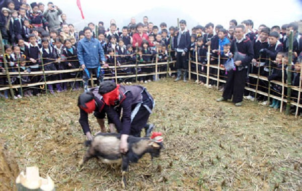 Những trò chơi dân gian "bá đạo" trong ngày Tết 7