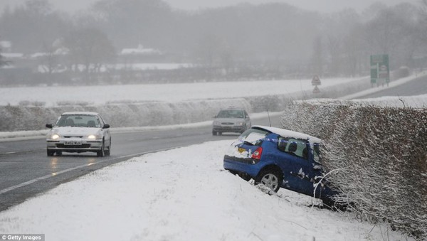 Anh: Mùa xuân lạnh nhất trong vòng 50 năm, 5.000 người tử vong 15