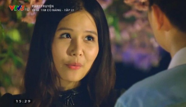 Linh (Huyền Lizze) ng&acirc;y người nh&igrave;n trai đẹp h&aacute;t 8