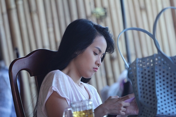 "Ma nữ đẹp nhất Việt Nam" giản dị, đáng yêu khi làm kỹ sư 5