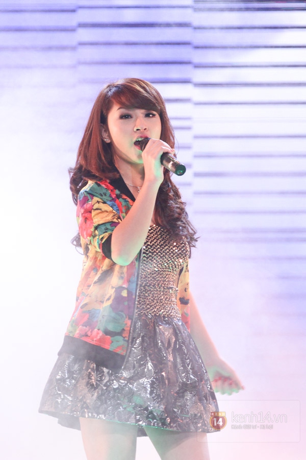 Nữ sinh H&agrave; Nội gi&agrave;nh ng&ocirc;i vị Miss Teen 2012 18