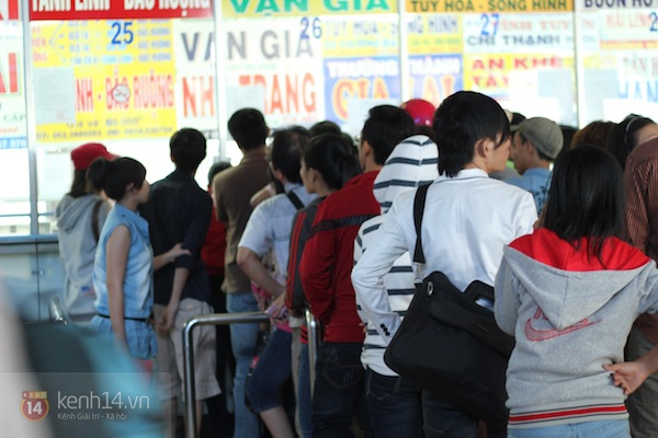 Sài Gòn: Người dân lo lắng vì "cháy vé" về quê ăn Tết 4
