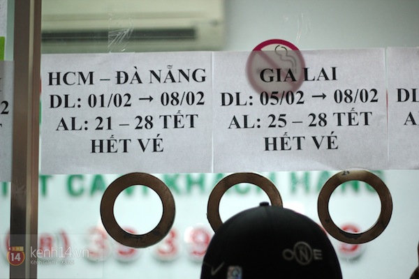 Sài Gòn: Người dân lo lắng vì "cháy vé" về quê ăn Tết 9