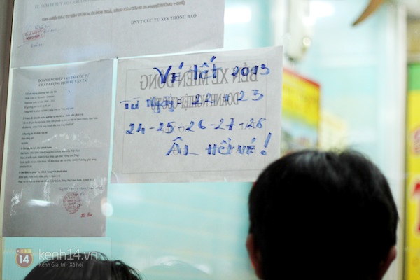 Sài Gòn: Người dân lo lắng vì "cháy vé" về quê ăn Tết 10