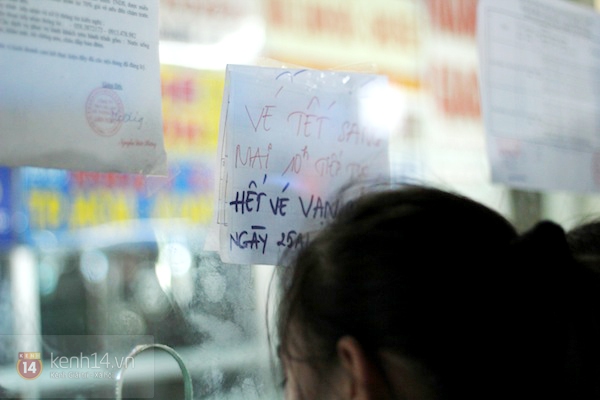 Sài Gòn: Người dân lo lắng vì "cháy vé" về quê ăn Tết 13