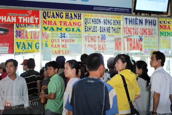Sài Gòn: Người dân lo lắng vì "cháy vé" về quê ăn Tết 14