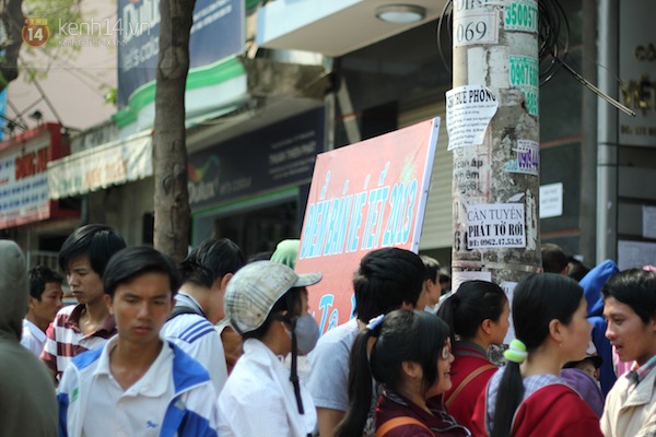 Sài Gòn: Người dân lo lắng vì "cháy vé" về quê ăn Tết 22