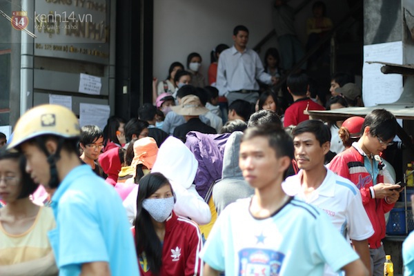 Sài Gòn: Người dân lo lắng vì "cháy vé" về quê ăn Tết 23