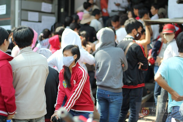 Sài Gòn: Người dân lo lắng vì "cháy vé" về quê ăn Tết 24