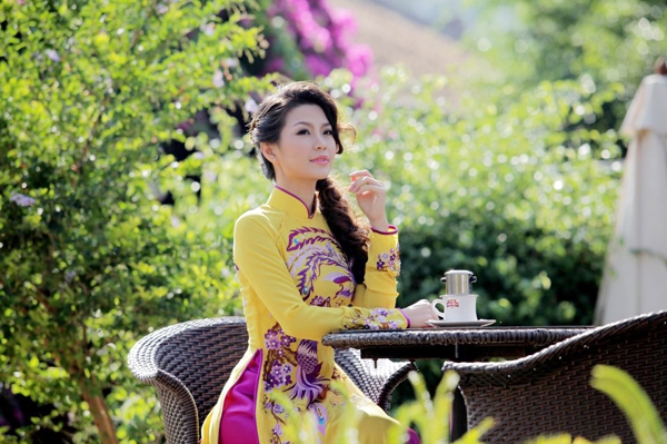 Miss Teen Diễm Trang trở thành Nữ hoàng cà phê 11