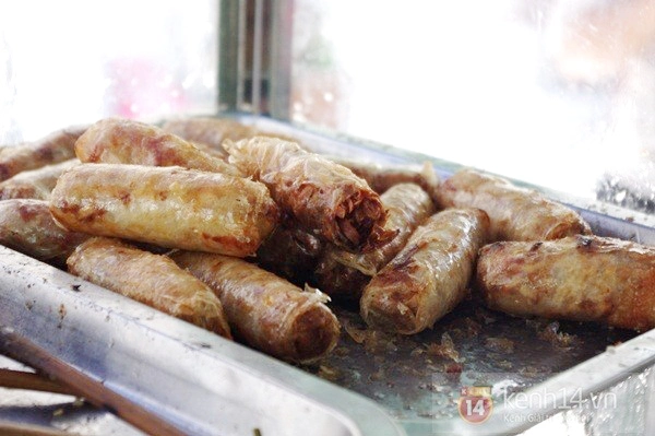 Sài Gòn: Đổi vị với bánh ướt thịt nướng phố Mạc Đĩnh Chi 10