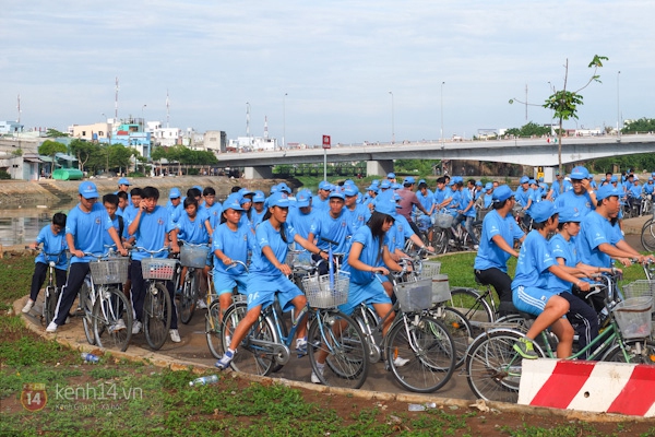 1.000 người đạp xe diễu hành mừng sinh nhật Bác 9