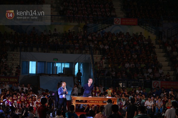 Nick Vujicic gặp hơn 5.000 thiếu niên trong ngày cuối ở Hà Nội 11