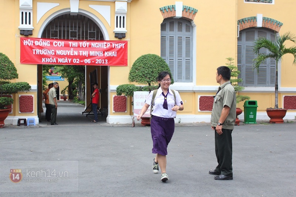 Đề Hóa không khó, các sĩ tử kết thúc ngày thi đầu tiên 26