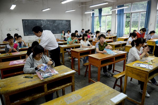 Cận cảnh ngày đầu tiên của đợt thi ĐH lớn nhất thế giới 15
