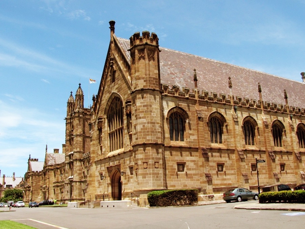 Vẻ đẹp của khu vườn cổ trong khu&ocirc;n vi&ecirc;n Đại học Sydney 12