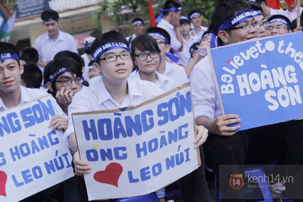 Cả trường ĐH Quốc gia Hà Nội cùng cổ vũ cho nhà leo núi Olympia 3 Cả trường ĐH Quốc gia Hà Nội cùng cổ vũ cho nhà leo núi Olympia 3